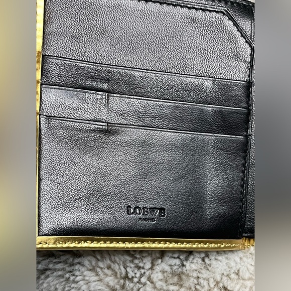 LOEWE Gold Leather Wallet - Picture 15 of 16